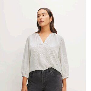 BNWT The Washable Clean Silk V-Neck Top in Black